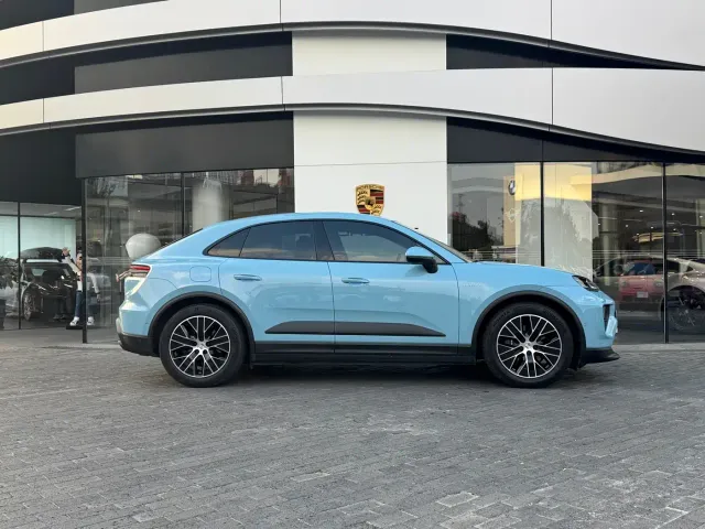 Porsche Macan EV — Фото автомобиля 5