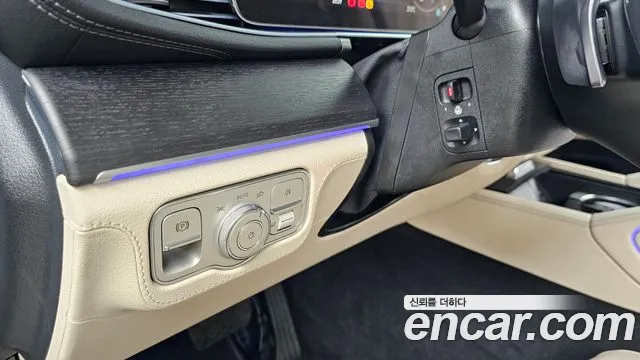 Mercedes-Benz GLE-Class — Фото автомобиля 17