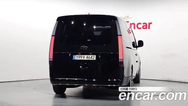 Hyundai Staria Staria L3.5 Lounge 9 мест — Фото автомобиля 4
