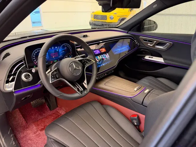 Mercedes-Benz E-Class — Фото автомобиля 13