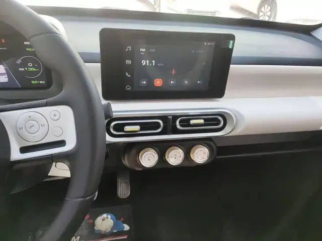 Wuling Hongguang Mini EV — Фото автомобиля 12
