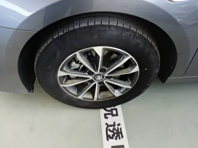BYD Qin PLUS — Фото автомобиля 22