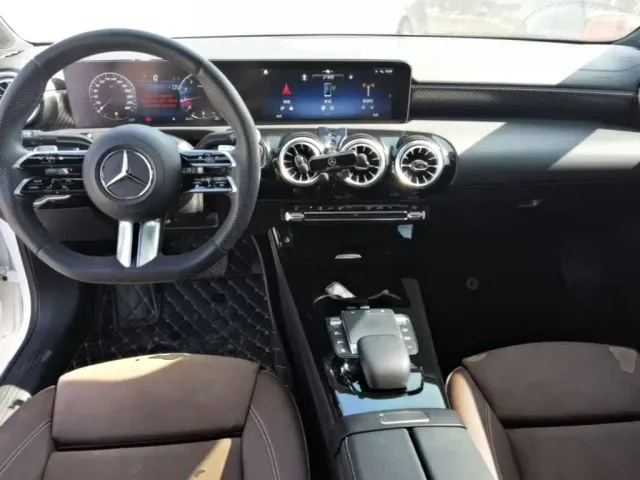 Mercedes-Benz A-Class — Фото автомобиля 9