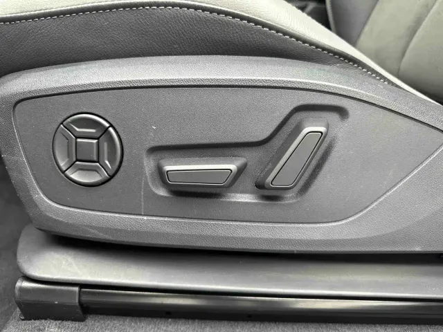 Audi Q3 — Фото автомобиля 11