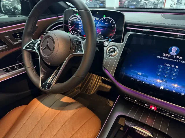 Mercedes-Benz E-Class — Фото автомобиля 9
