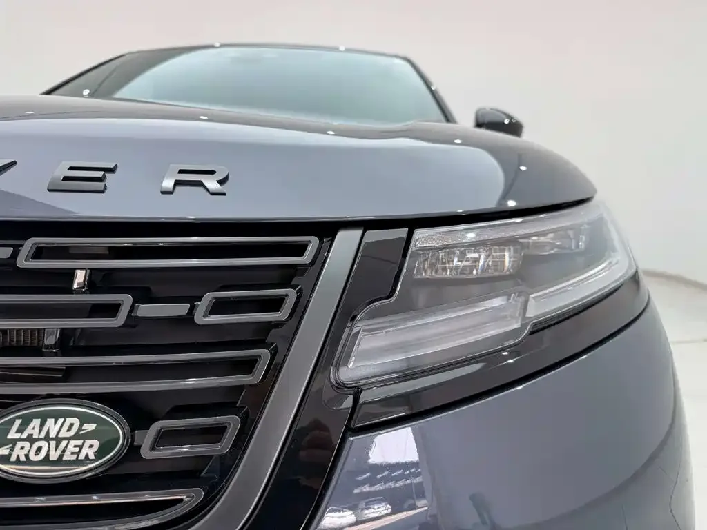 Land Rover Range Rover Velar 2024 Dynamic SE — Фото автомобиля 9