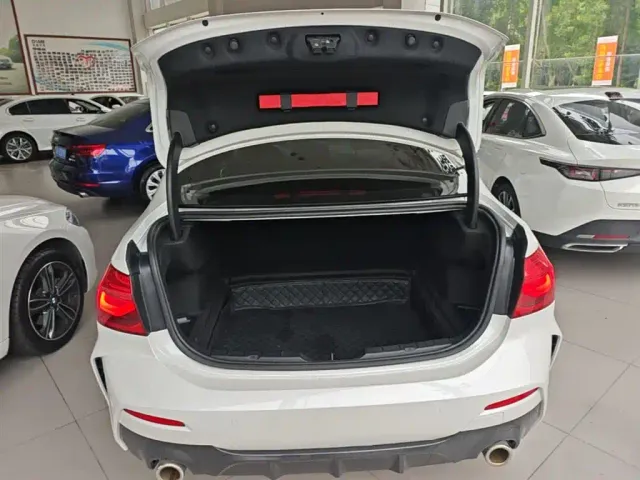BMW 1 Series — Фото автомобиля 18