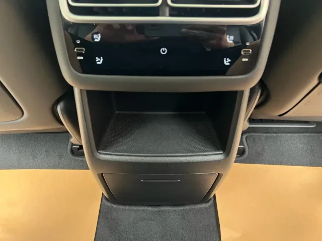 Li Auto L7 — Фото автомобиля 20