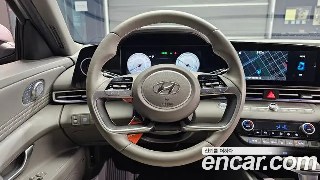 Hyundai AVANTE Inspiration — Фото автомобиля 14