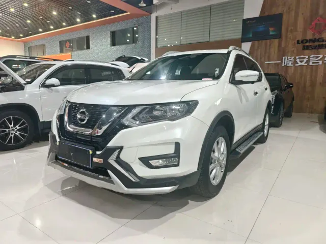 Фотография автомобиля — Nissan X-Trail