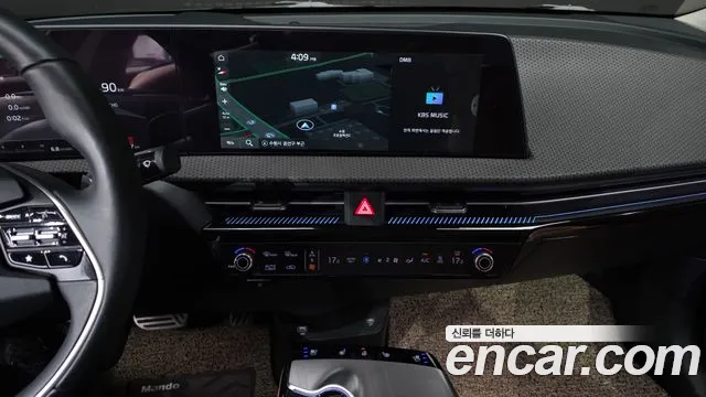 Kia EV6 Standard — Фото автомобиля 11