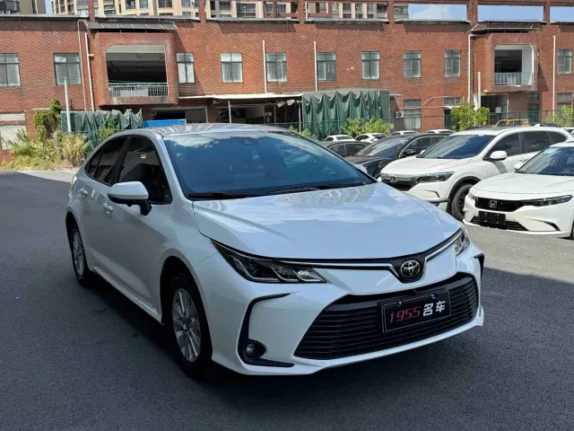 Toyota Corolla — Фото автомобиля 3