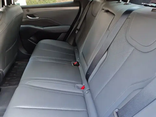 BYD Qin PLUS — Фото автомобиля 13