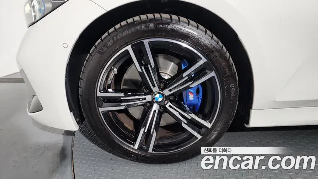 BMW 3-Series 3 серия (G20) 320i M Sport — Фото автомобиля 4