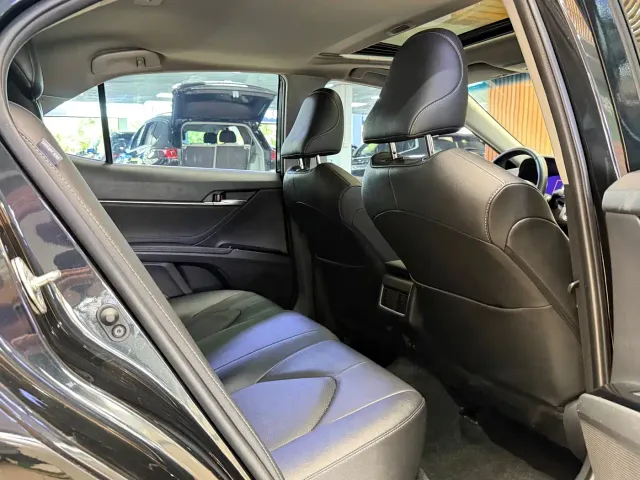 Toyota Camry — Фото автомобиля 11