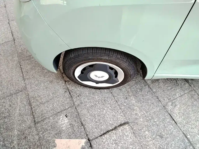 Wuling Hongguang Mini EV — Фото автомобиля 22