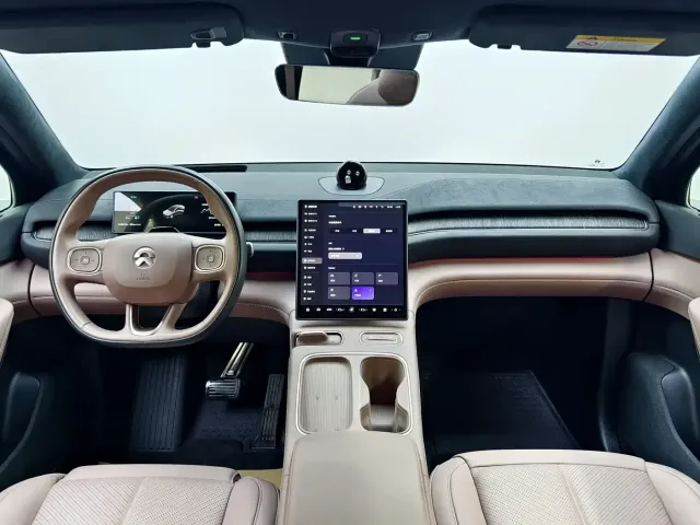 Nio EC6 — Фото автомобиля 9
