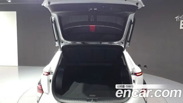 Hyundai Kona SX2 — Фото автомобиля 24