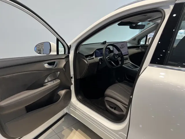 Shangjie Shangjie SUV — Фото автомобиля 6