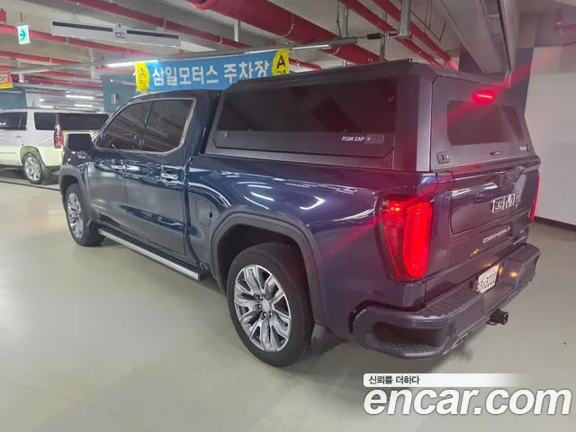 GMC Sierra — Фото автомобиля 2