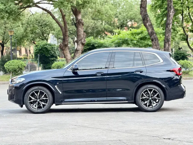 BMW X3 — Фото автомобиля 4