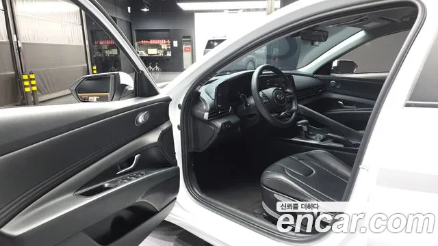 Hyundai Avante CN7 — Фото автомобиля 15