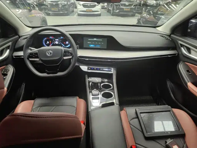 Changan Eado — Фото автомобиля 9