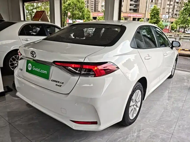 Toyota Corolla — Фото автомобиля 6