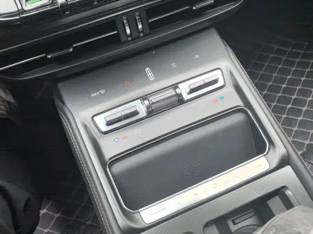 Lincoln Z — Фото автомобиля 16