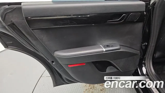 Hyundai Grandeur GN7 — Фото автомобиля 14