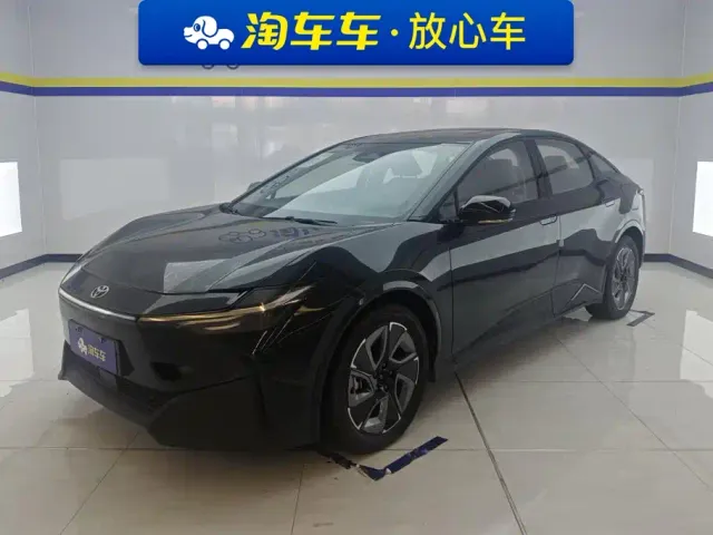 Фотография автомобиля — Toyota bZ3