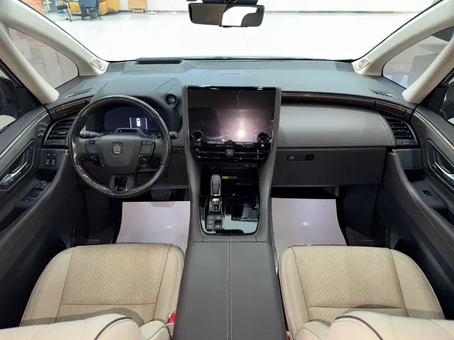 Toyota Vellfire — Фото автомобиля 7