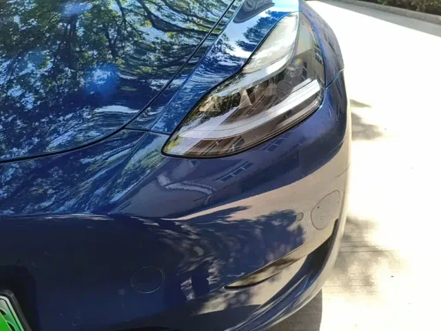 Tesla Model Y — Фото автомобиля 23