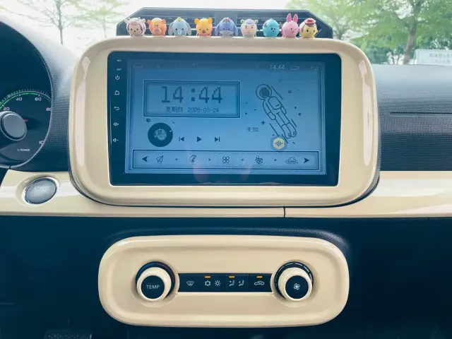 Roewe Kaiwei CLEVER 2022 311km Vitality Bobo Edition — Фото автомобиля 21