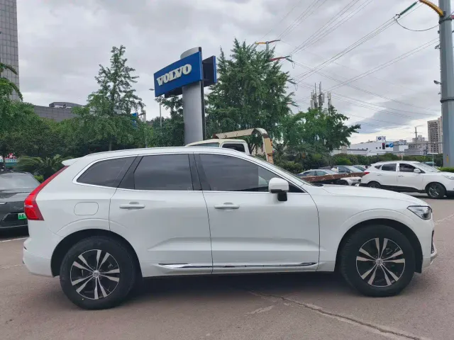 Volvo XC60 — Фото автомобиля 14