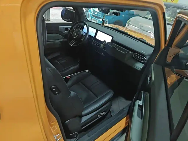 Baojun Yep — Фото автомобиля 24