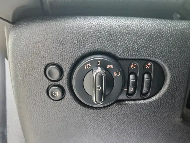 MINI Hatch — Фото автомобиля 14