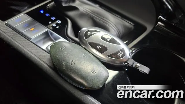 Hyundai Avante CN7 — Фото автомобиля 15