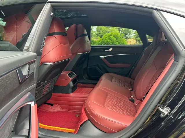 Audi A7L — Фото автомобиля 6