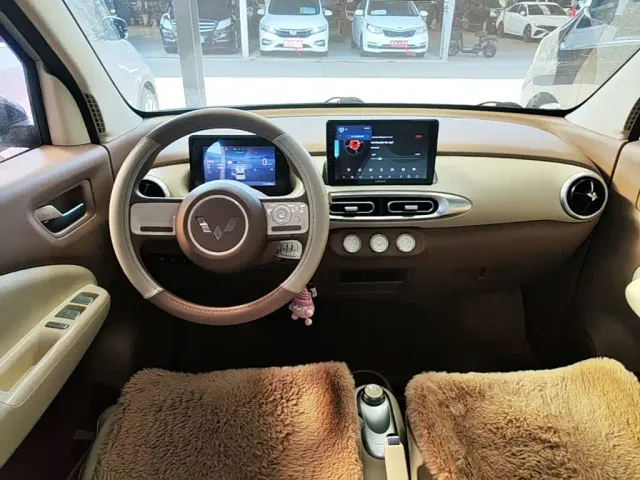 Wuling Hongguang Mini EV — Фото автомобиля 9
