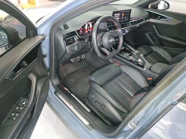 Audi A4L — Фото автомобиля 15