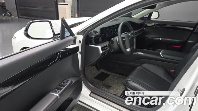 Hyundai Grandeur GN7 — Фото автомобиля 10