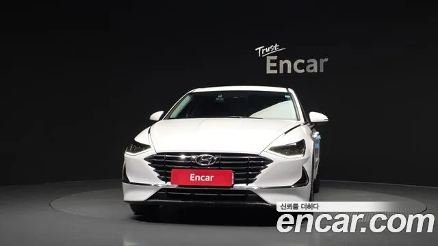 Hyundai Sonata Sonata (DN8) 2.0 LPG(Для проката) — Фото автомобиля 3