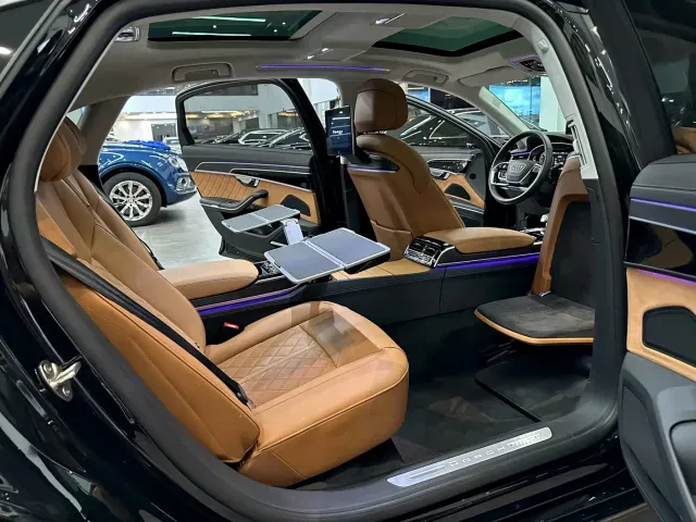 Audi A8 — Фото автомобиля 7