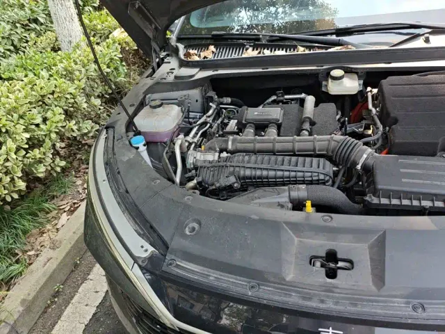 BYD Qin L — Фото автомобиля 21