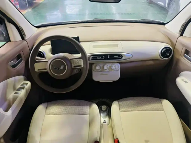 Wuling Hongguang Mini EV — Фото автомобиля 13