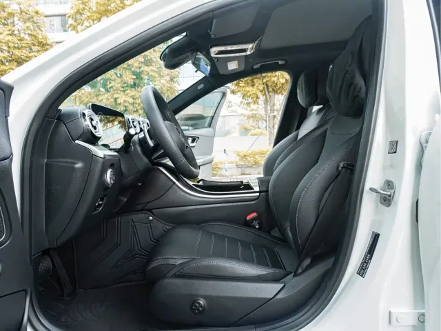 Mercedes-Benz C-Class — Фото автомобиля 5