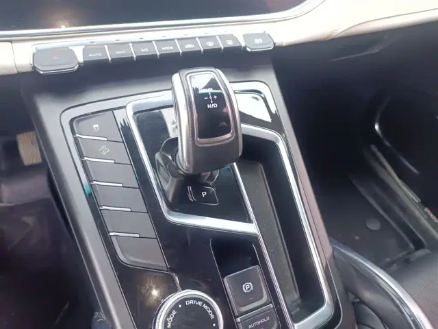 Geely Boyue — Фото автомобиля 5