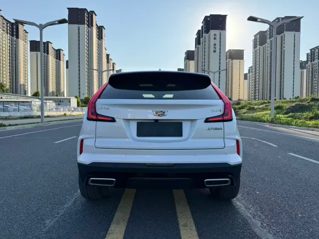 Cadillac XT4 — Фото автомобиля 10