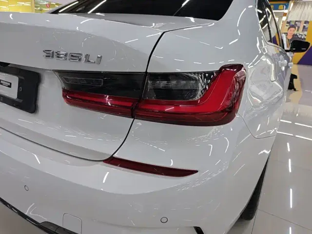 BMW 3 Series — Фото автомобиля 7